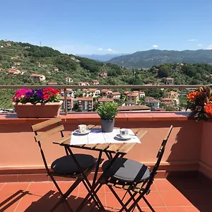 https://la-casa-nei-carobi.hotelitalianriviera.com