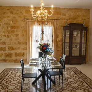 https://palazzo-zuppardo-luxury.sicilyhotelsitaly.net